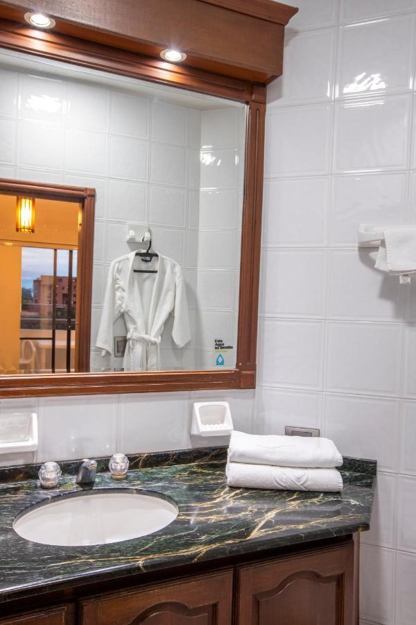 Aparthotel Castellon De Juanambu Cali Esterno foto
